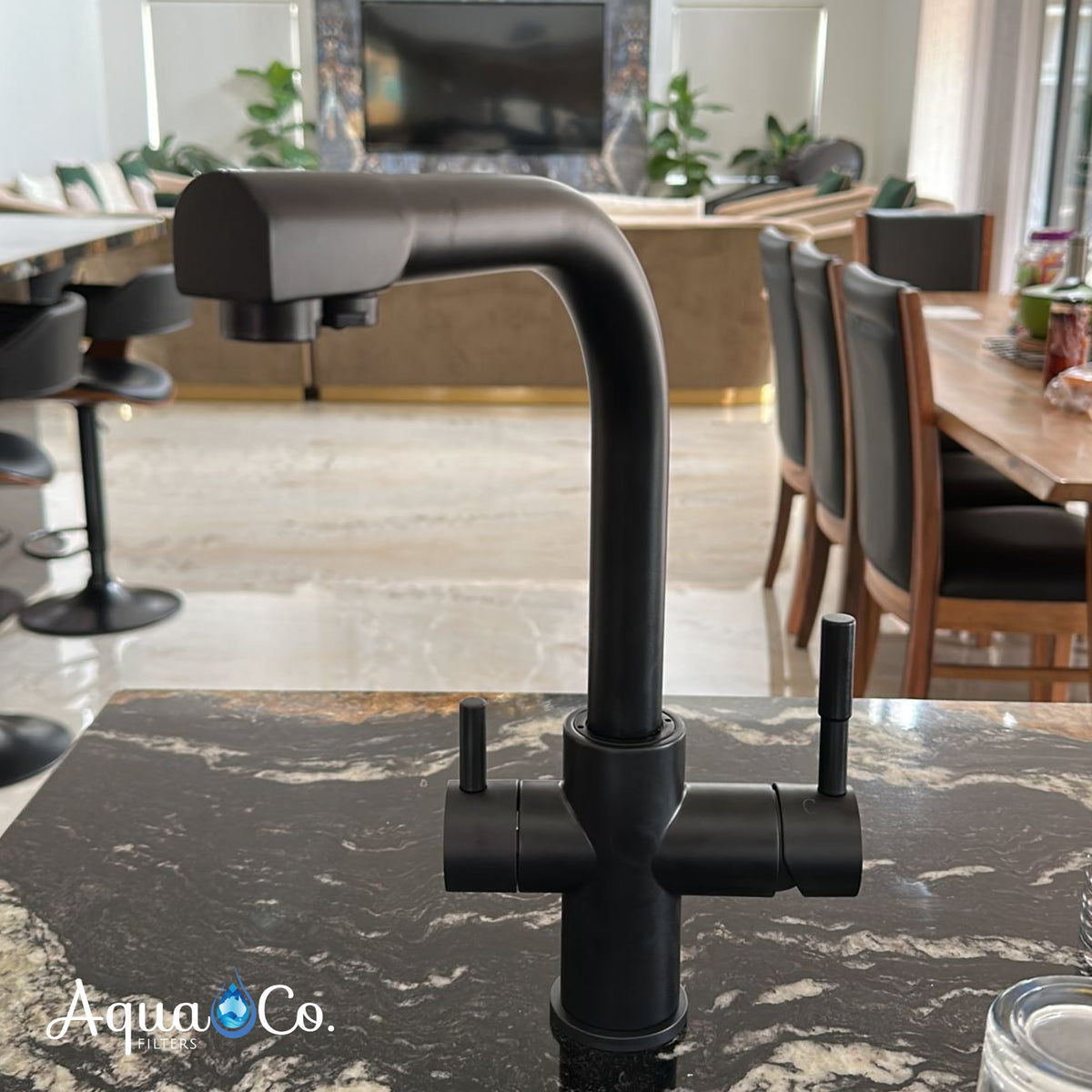 AquaCo Matte Black L Shape 3-Way Mixer – 3W-SL-MB tap detail